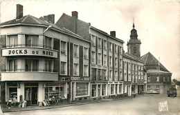 Oct13 75 : Bavay  -  Place Du Général De Gaulle - Bavay