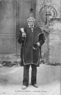 76 BLANGY SUR BRESLE  LE SONNEUR D HUPPY  EN 1905 - Blangy-sur-Bresle