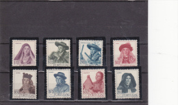 PORTUGAL SERIE COMPLETE DES COIFFURES REGIONALES - Unused Stamps