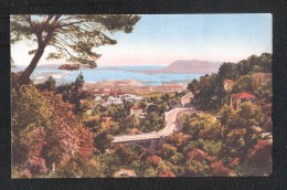 FRANCE. VAR. TOULON 83 VUE SUR LA RADE N° 8  Unused EN COULEUR UNUSUAL - Toulon