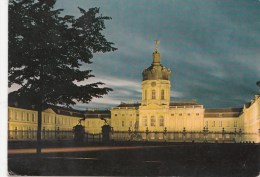 ZS43180 Schloss Charlottenburg   2  Scans - Charlottenburg