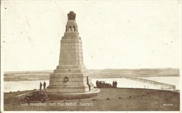 War Memorial And Tay Bridge - DUNDEE - Angus