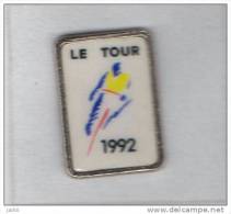 Pin´s  Sport  Cyclisme  Le  Tour  De  France  1992  Avec  Cycliste  Maillot  Jaune - Radsport