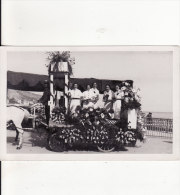 Carte Postale Photo De MENTON (Alpes Maritimes) CHAR Décoré De FLEUR - ATTELAGE - FÊTE - Studio Photo G. RUGGERI - Menton