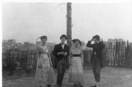 Fête Du Groupe St-Antoine De Padoue Paris XVe 1947( Photo De 6cm Sur 8,5 Cm) - Scoutisme