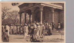 BAMAKO .... LA SORTIE DE LA GRAND MESSE - Malí