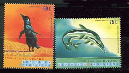 CL 104 - P.5 - Argentine ** N° 2077 - 2078 - Année Des Océans (manchot, Dauphin) - Unused Stamps