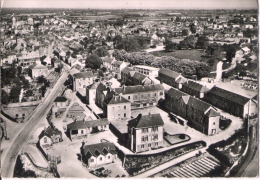 EN AVION AU-DESSUS DE ... 8. SAVENAY (Loire-Atlantique) L´Hôpital CPSM Grand Format écrite - Savenay