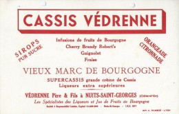 " CASSIS   VEDRENNE  "  Nuits St - Georges  ( 21 )       -  Ft  =  21 Cm  X  13.5 Cm   2 Perfos Classeur - Liquor & Beer