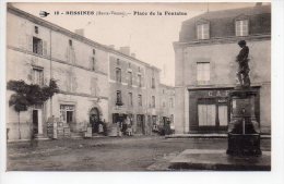 REF 141 : CPA 87 BESSINES Place De La Fontaine Belle Animation Commerce - Bessines Sur Gartempe