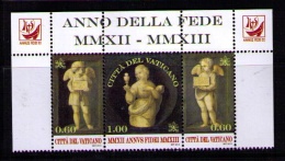 VATICANO 2013 - EL AÑO DE LA FE - PINTURA DE RAFAEL SANZIO - TIRA DE 3 SELLOS (CABECERA) - Unused Stamps