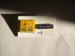 PIN´S - FRANCE TELECOM Lot De 2 Pin's - Tennis Et France Telecom   - Voir Photo (1 ) - France Telecom