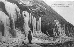 Les Falaises Pendant Les Fortes Gelées - Port-en-Bessin-Huppain