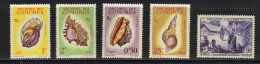 COMORES N° Entre 19 & 24 + 14 * Charniéres Propres - Unused Stamps