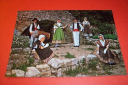 LOU GINESTOUM  GROUPE FOLKLORIQUE PROVENCAL - Lorgues