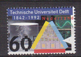 R0011 - NEDERLAND PAYS BAS Yv N°1391 ** Université - Neufs