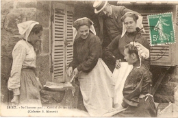 COSTUME Et COIFFE Des CÔTES Du Nord - FEMME Préparant Une RAIE - Postée à PAIMPOL 1909 - Non Classificati