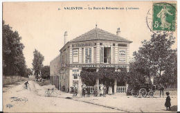 CPA Valenton La Route De Brévannes  Aux Deux Colonnes Café Restaurant Estaquier 94 Val De Marne - Valenton