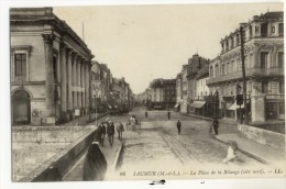 SAUMUR. - La Place De La Bilange - Saumur