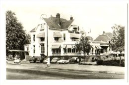 Hotel Restaurant Chalet Royal 's Hertogenbosch - & Old Cars, Hotel - 's-Hertogenbosch