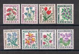 YT N° 95 à 102 - Neuf ** - Fleurs Des Champs - 1960-.... Mint/hinged