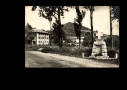 VOREPPE Isère 38 : Col De Placette  1960 ( Hotel De La Grande Sure  Monument Aux Soldat Du 24 Juin 1940 ) - Voreppe