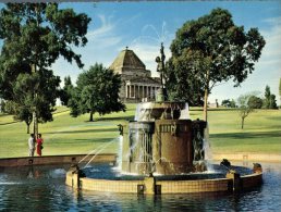 (963) Australia - VIC - Melbourne Shrine Of Remembrance And Sir Robertson Mc Pherson Fountain - Melbourne