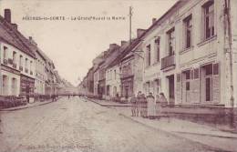 62 AVESNES LE COMTE - (animé) La Grand´ Rue Et La Mairie - D8 - Avesnes Le Comte