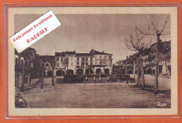 Carte Postale 32. Vic-Fezensac  Le Kiosque à Musique  Place De La Mairie Trés Beau Plan - Vic-Fezensac