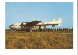 CSM : Embarquement : Troupe Militaire Embarquant Dans Un Avion ...  Noratlas - Régiments