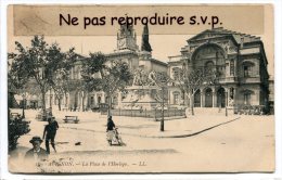 - 15 - AVIGNON  -  La Place De L´Horloge, Militaire Avec Vélo, Animation, écrite En Mai 1908, BE, Scans. - Avignon