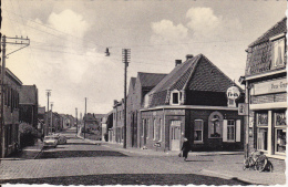 Lauwe. -  Stationstraat - Kruispunt - Wevelgem