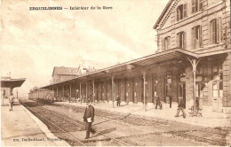 Erquelinnes Intérieur De La Gare Du Chemin De Fer Impr.daille-huart Fortement Souillée Et Plis!!!!!!! - Erquelinnes