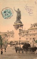 75 Paris III Place Et Statue De La Republique Animée Attelage Carte Precurseur - Paris (03)
