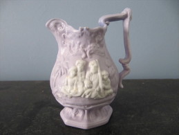 31 Pot Lait Hanley XIX GB Angleterre Staffordshire Genre  Wedgwood Jaspe Parian  Porcelaine Porcelain Porzellan - Wedgwood