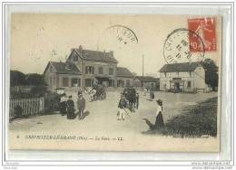 CREVECOEUR LE GRAND(60)1916-la Gare-tres Animée-diligence-attelage -gendarme-circulée - Crevecoeur Le Grand