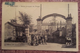 D 58  - N°13 - GUERIGNY - Entree Principale Des Forges. CPA Photo 1910. - Guerigny