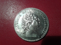 RARE.JETON De LOUIS XV EN ARGENT. - Monarquía / Nobleza