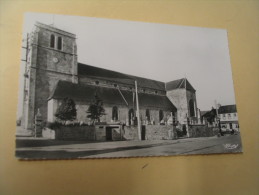 L'EGLISE ET L'HOTEL DE LA POSTE.... - Penvénan