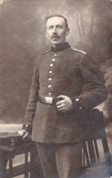 Photocarte Allemande- Militaire Allemand Pose Photo   (guerre 14-18) - Guerra 1914-18