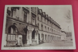 Cp Paris Hopital Militaire Villemin Batiment A Et Casernement Des Infirmiers - Santé, Hôpitaux