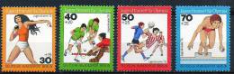 GERMANIA - GERMANY - ALLEMAGNE - BERLINO - 1976 - SPORT: LANCIO DEL PESO, PALLAMANO, NUOTO. HOCKEY - YT 481/484 ** - Rasenhockey