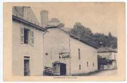 CPA 84 - LOURMARIN --- (Rue, Pub "Byrrh...) - Lourmarin