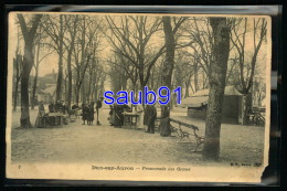 Lot De 4 CPA -  Dun Sur Auron - Promenade Des Ormes - Le Square- Les Remparts Du Châtelet- Promenade Du Châtelet - Dun-sur-Auron