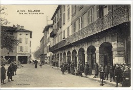 Carte Postale Ancienne Réalmont - Rue De L'Hôtel De Ville - Realmont