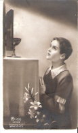 Souvenir De La Communion Solennelle De Jean Junker En L´église St Jean-Baptiste à Hodimont (Verviers)-le 10 Mai 1942 - Comunioni