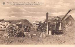 MISSIONS Des Pères OBLATS Dans L´Extrême Nord Canadien Le Frère Coadjuteur Dirige Le Battage Du Blé  Athabaska (RELIGION - Missions