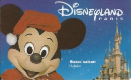 + PASSEPORT DISNEYLAND BASSE SAISON ADULTE MICKEY HIVER GEMPLUS 98/12/MI BON ETAT (NEUF SANS MENTIONS AU DOS) - Passeports Disney