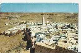 ALGERIA  - POSTCARD - GHARDAIA - VUE GENERAL - PANORAMA  SHINING - MAILED TO FRANCE STAMP MISSING POSTM ALGER (PARTIAL U - Ghardaia