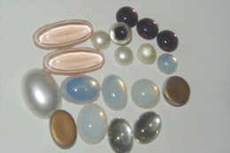 LOT De PIERRES PIERRERIES En VERRE Pour CREATION BIJOU ROSE OPALINE NACRE - Pearls